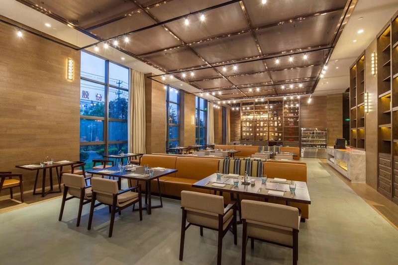 為什么酒店家具都會(huì)定制做？