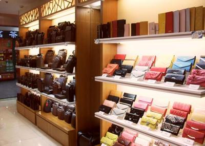 皮具行業(yè)發(fā)展現(xiàn)狀與廣東省皮具皮革廠商會的橋梁作用